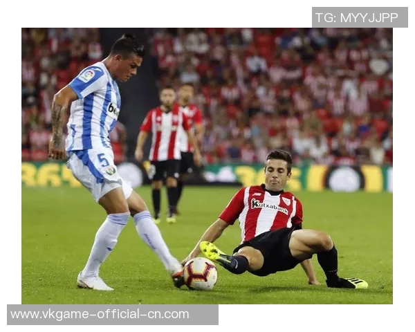 西甲焦点战曼联与尤文图斯激战成和补时瞬间引发全场狂欢